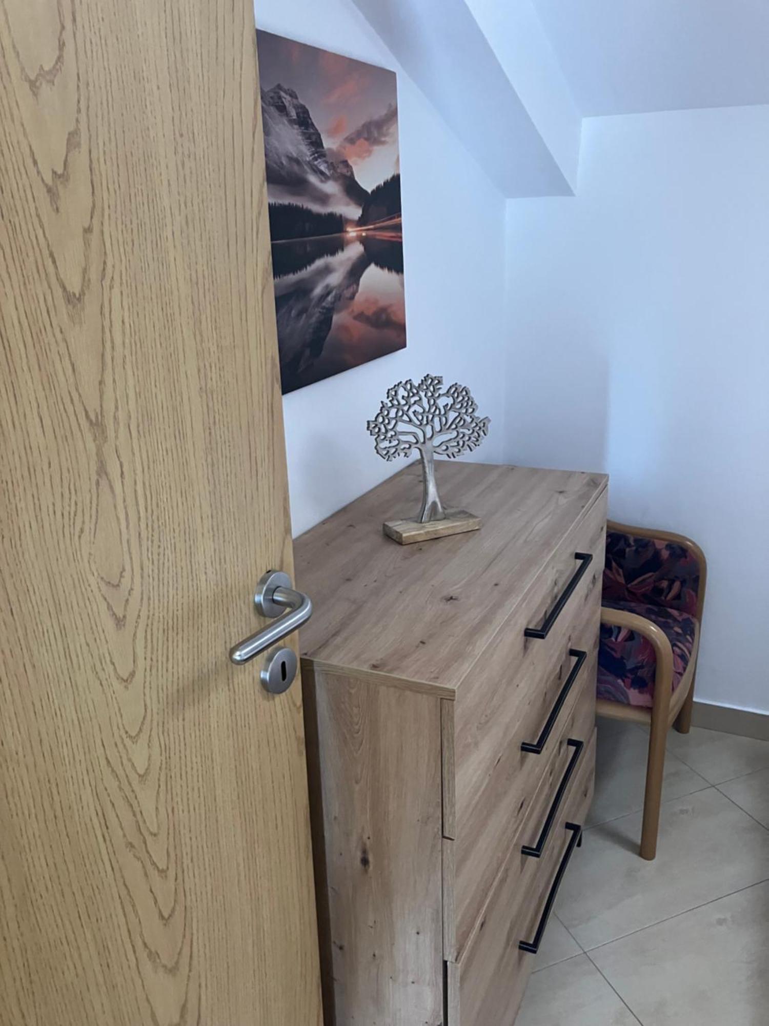 Apartman Voch Zambratija  Exteriér fotografie